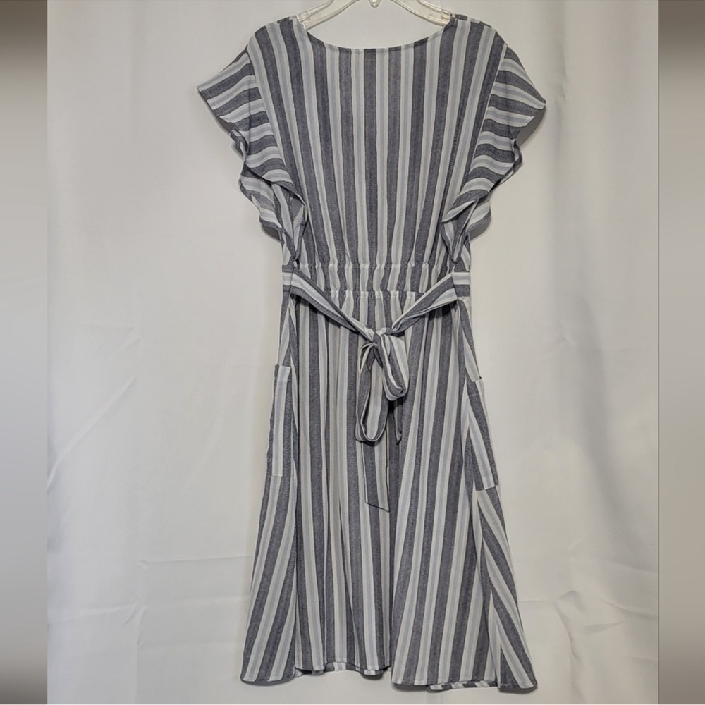 Monteau—Blue and White Striped V Neck Tie Back Adjustable Waist Midi Dress—M - Picture 2 of 5